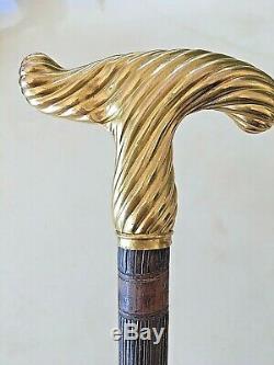 Antique 1837 Y. Paris 18k. Gold Hard Carved Wood Silver Walking Stick Lizard