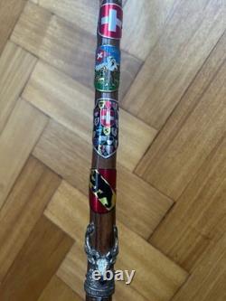 VINTAGE WALKING STICK CANE Hiking Souvenir Tourist Badges 34 Carved Sculpted