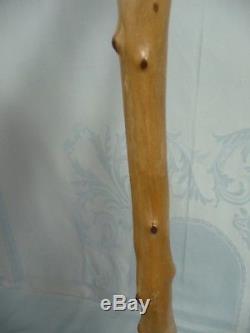 VINTAGE WOODEN WALKING STICK/CANE withANTLER HANDLE & CARVED TOP