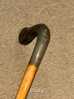Vintage Fruitwood Walking Stick / Cane Hand-Carved Bovine Horn Swan Handle